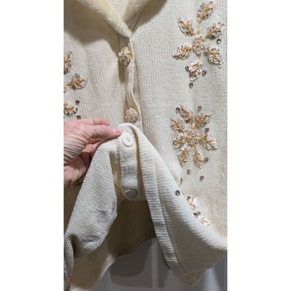 VTG J Two New York Womens Cardigan XXL Cream Faux Fur Collar Sequins Snowflakes - Picture 8 of 13
